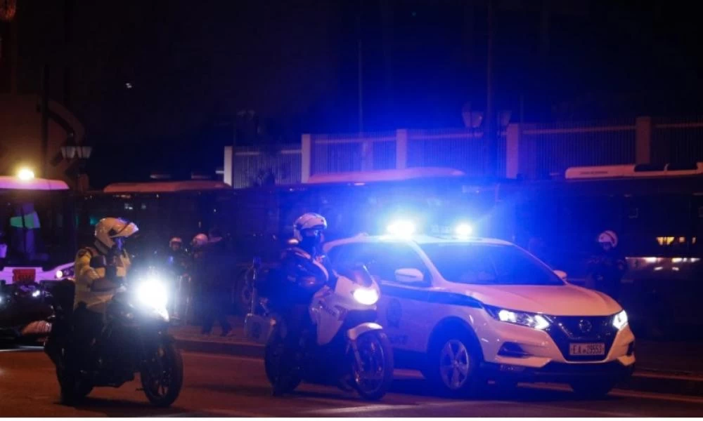 Σχέδιο της ΕΛΑΣ για σαρωτικούς ελέγχους στα κέντρα διασκέδασης - «Στο πόδι» 10.000 αστυνομικοί
